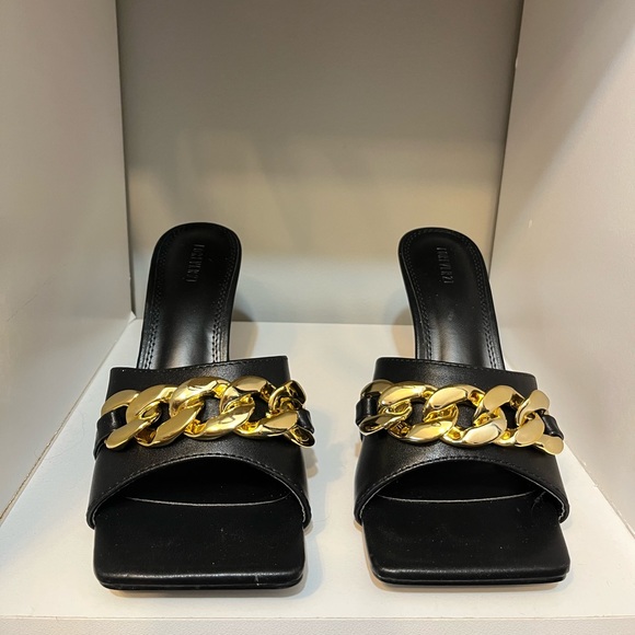 BNWOT square toe sandal heels. Size 8 F21 - Picture 2 of 6